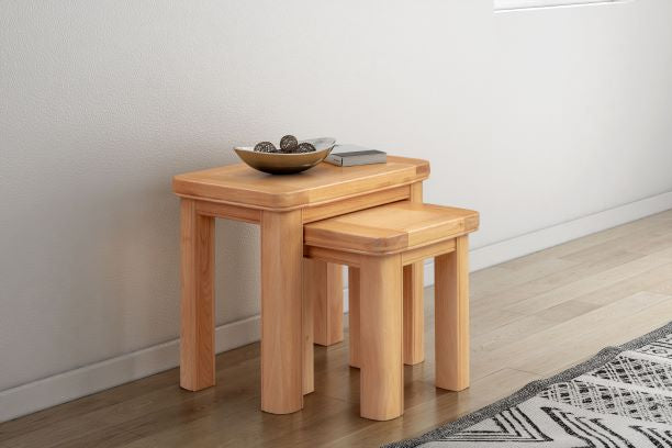110-11 Chatsworth Oak Nest Of Tables