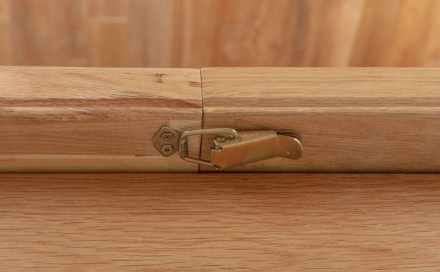 110-39 Chatsworth Oak 120/153cm Extending Dining Table