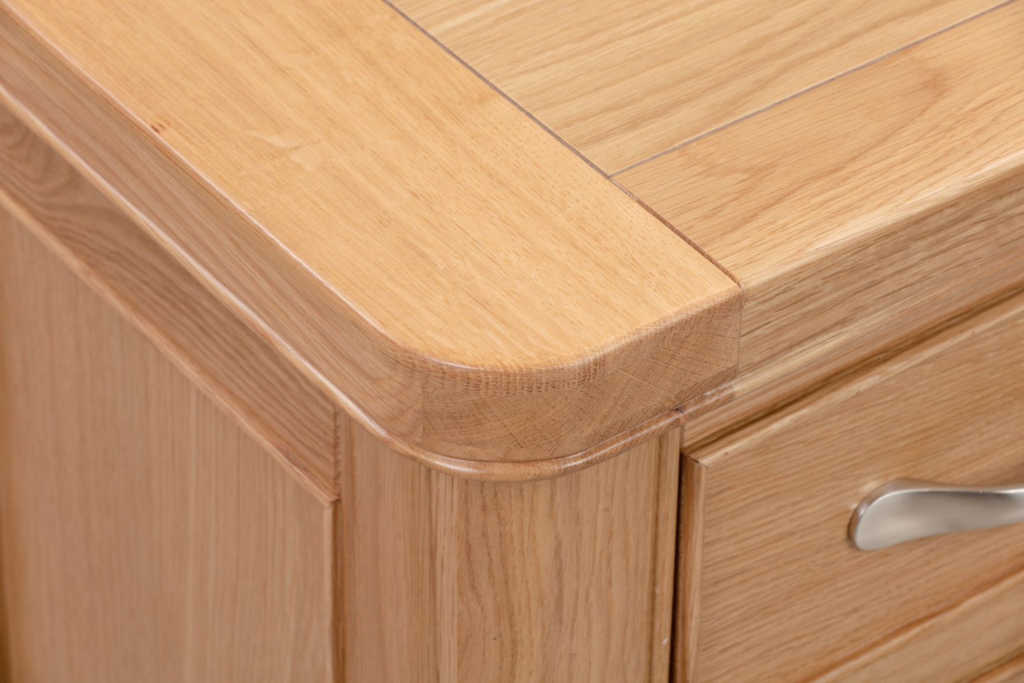 110-23 Chatsworth Oak Bedside Cabinet