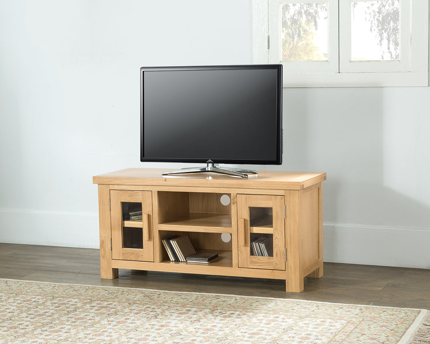 58-13 Valencia Large TV Unit
