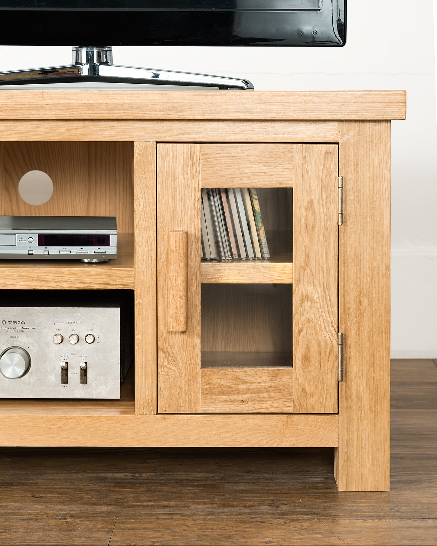 58-13 Valencia Large TV Unit