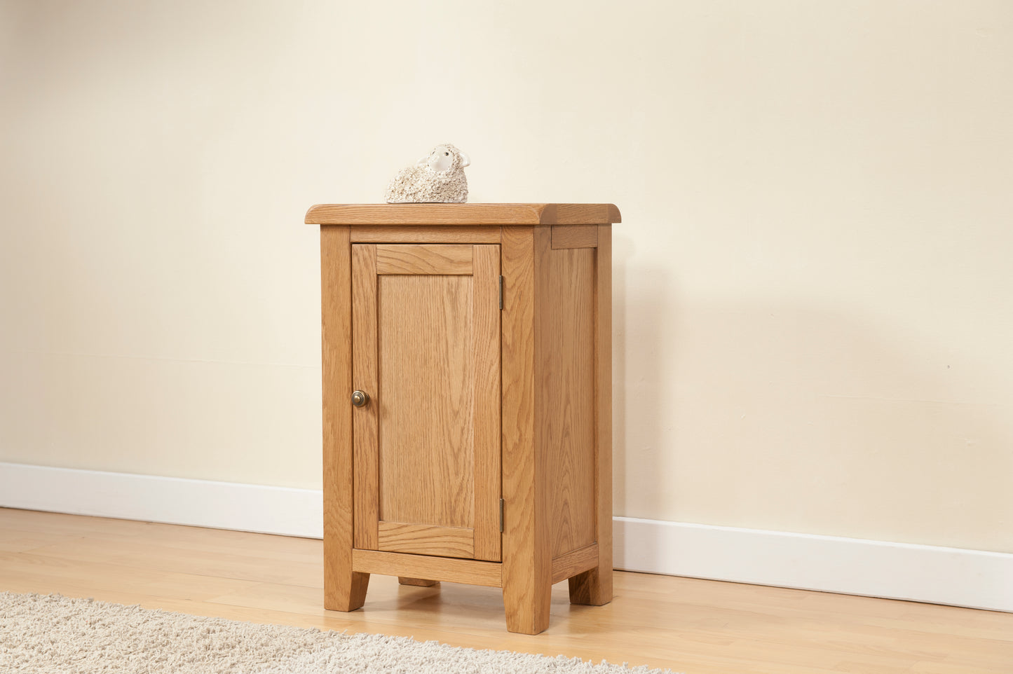 25-20 Shrewsbury Small Cabinet with 1 Door