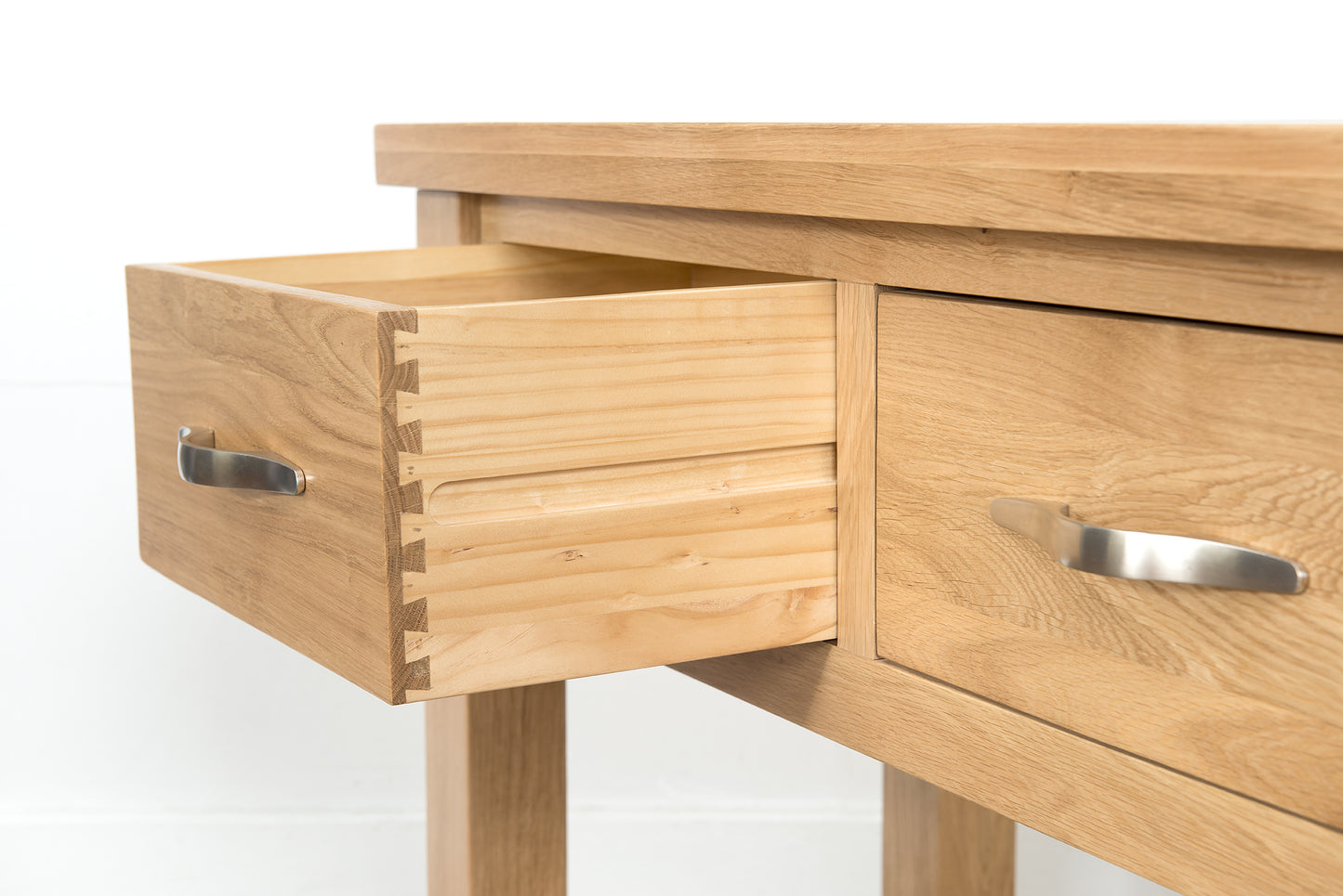58-01 Valencia 2 Door Sideboard