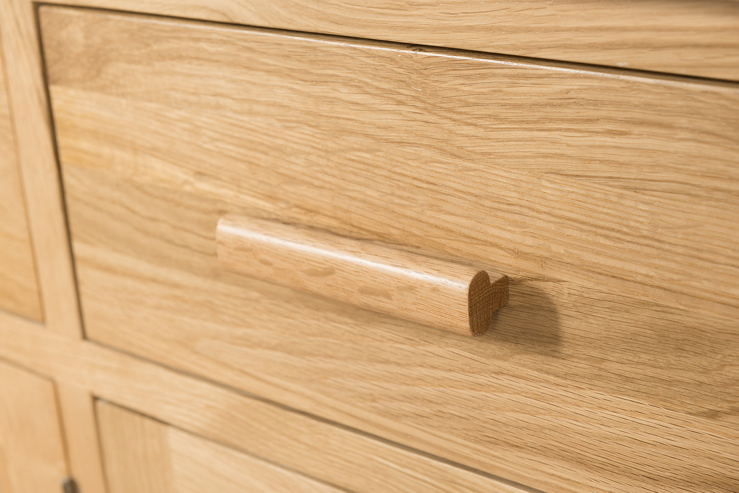 58-02 Valencia 3 Door Sideboard