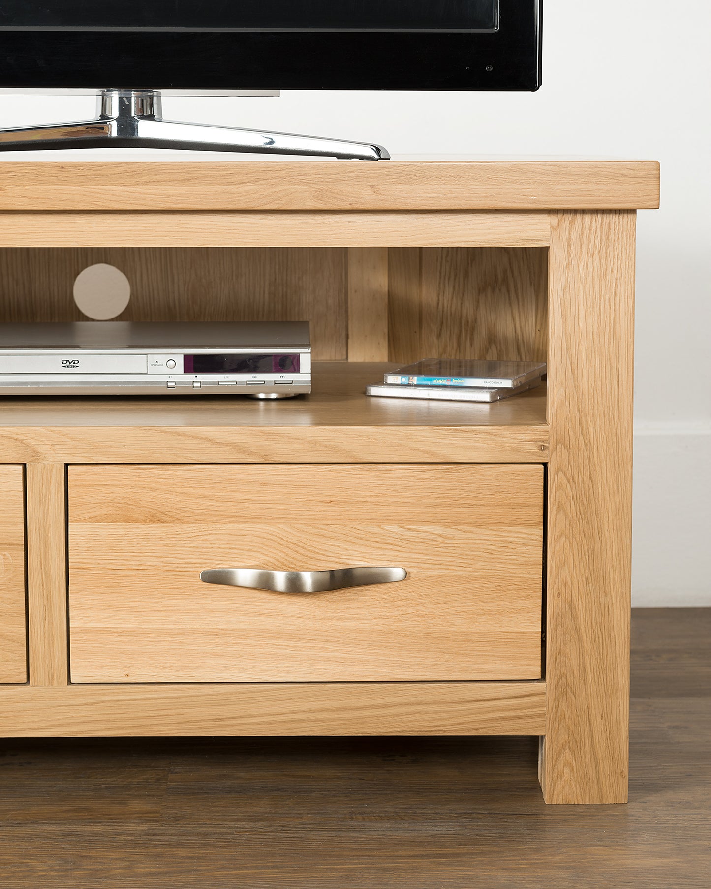 58-12 Valencia Corner TV Unit