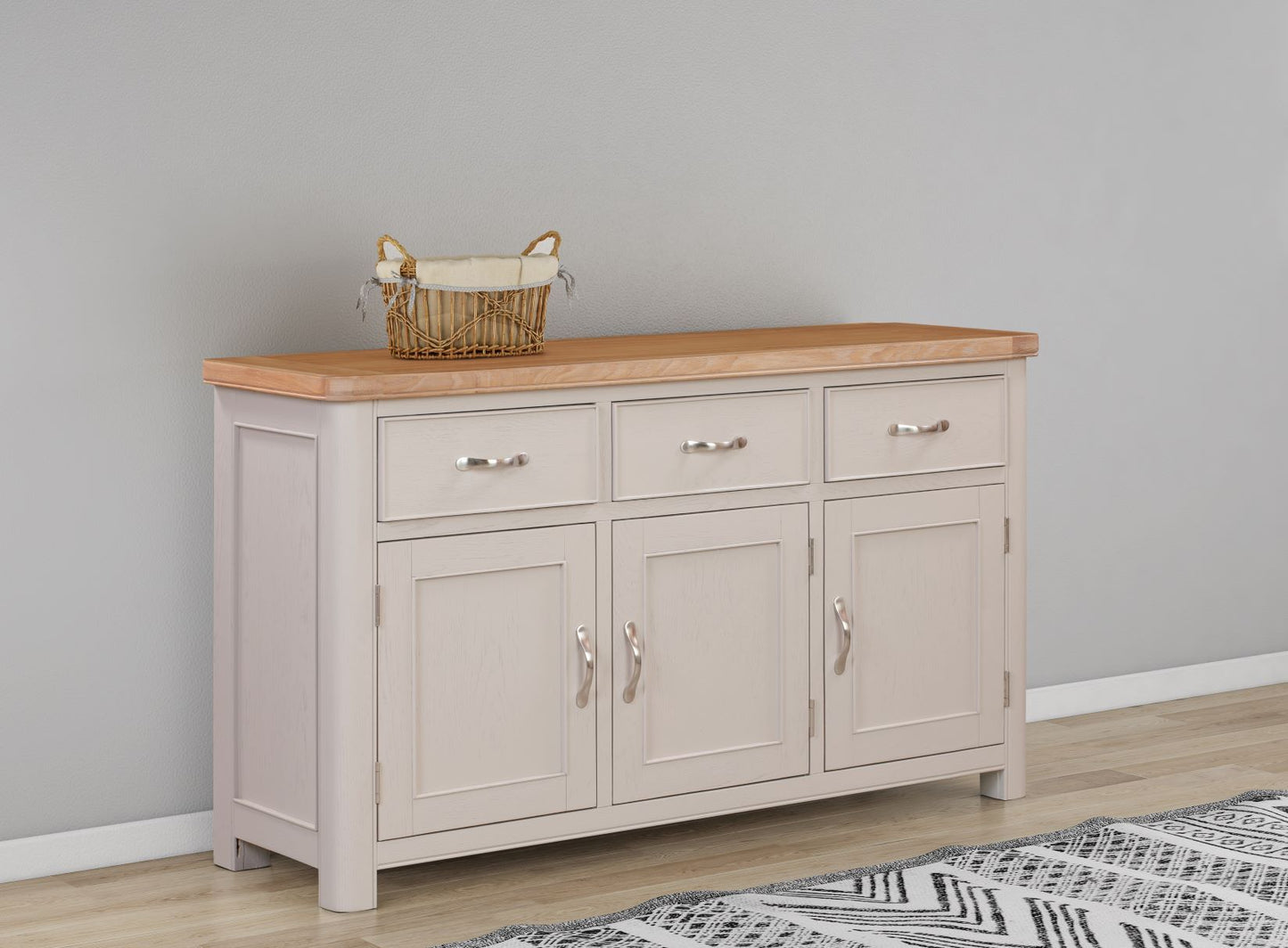 84-03 Chatsworth Painted 3 Door Sideboard