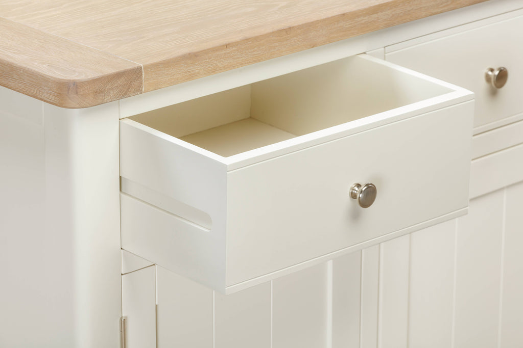114-15 Foxington Painted 3 Door Sideboard
