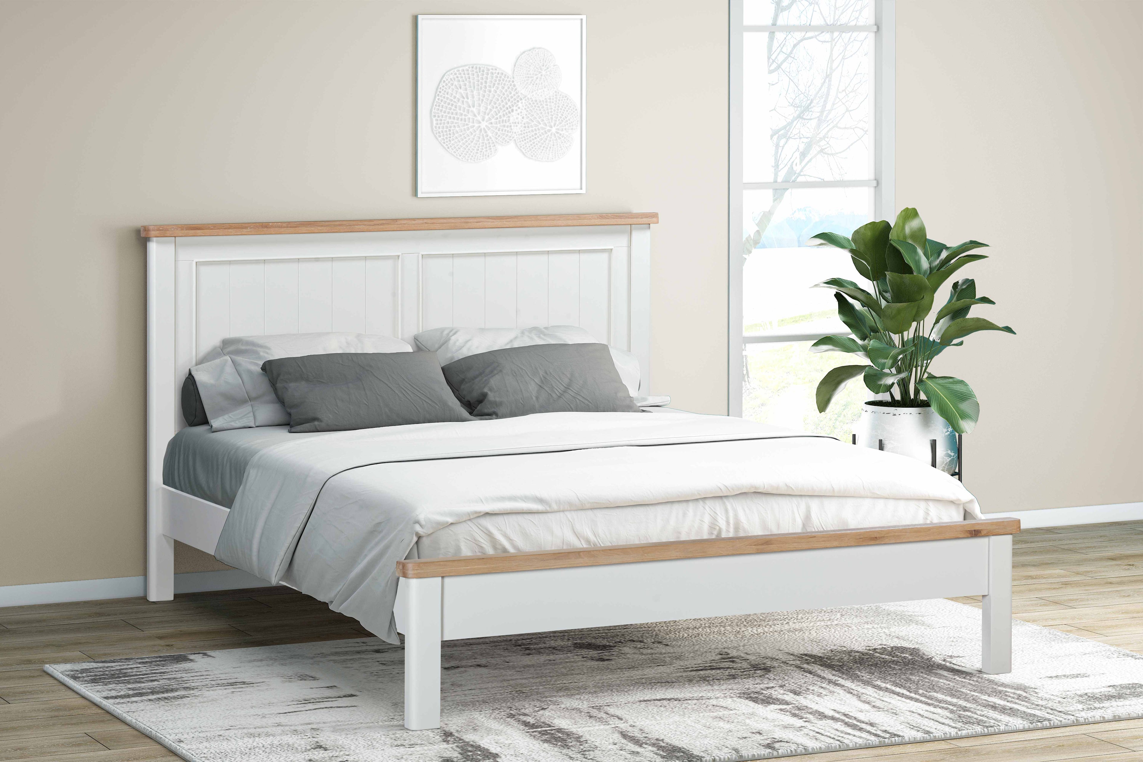 114-25c Foxington Painted King Size Bed