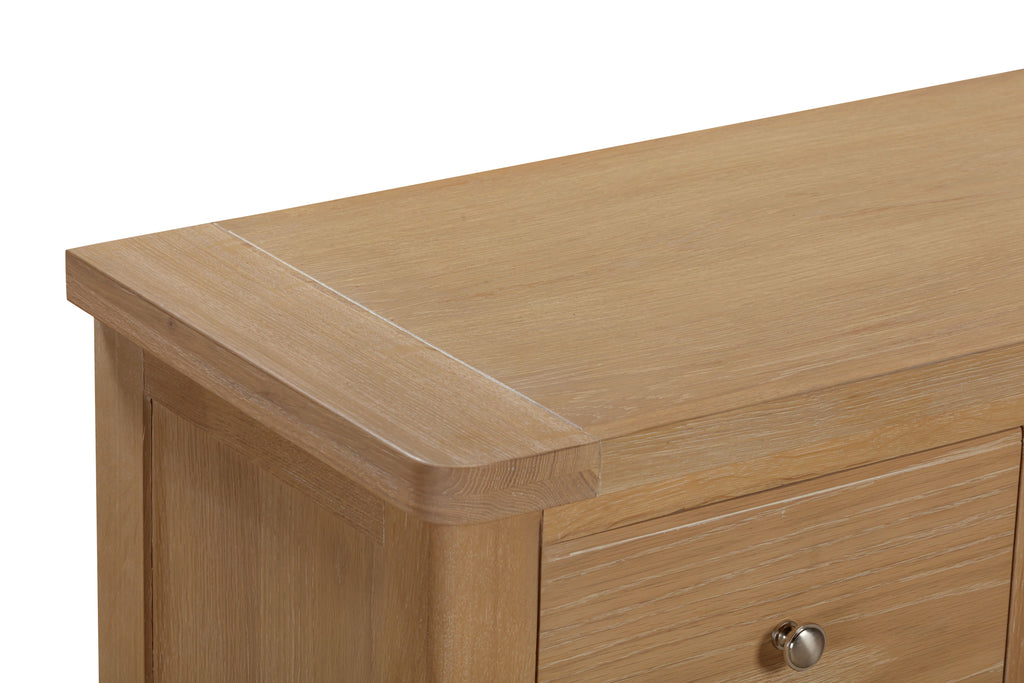 144-04 Foxington Oak 3 Over 4 Chest