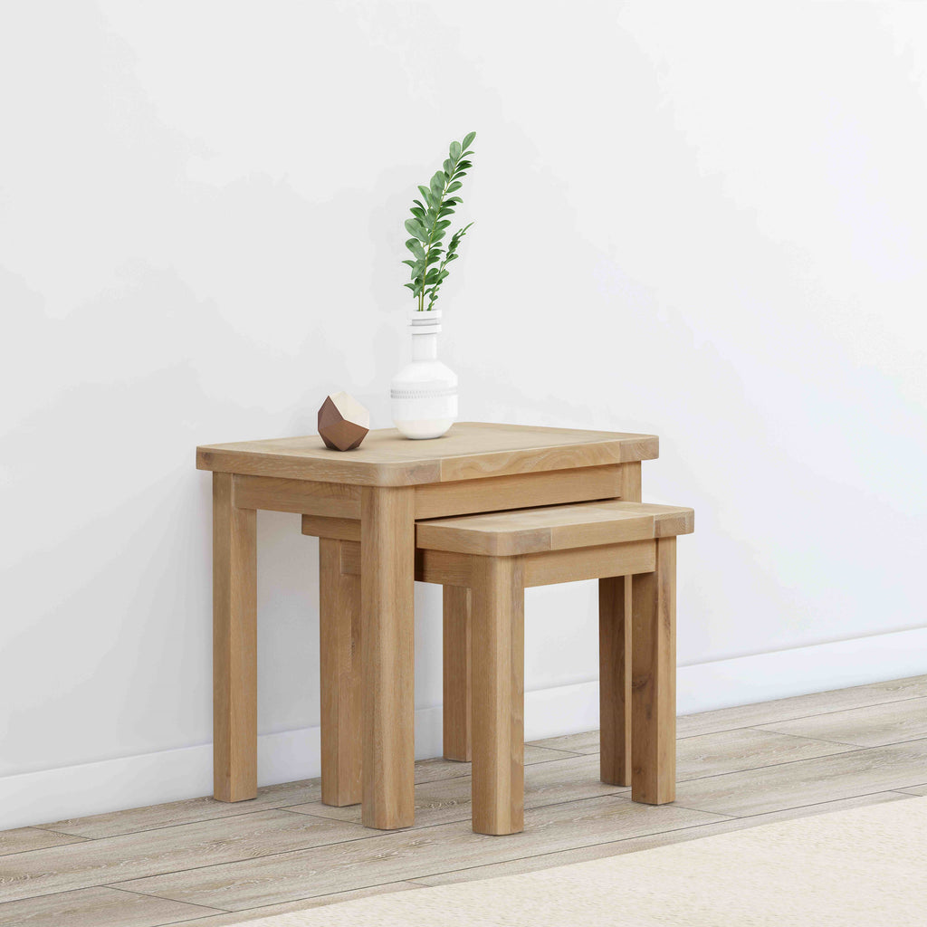 144-19 Foxington Oak Nest of Tables