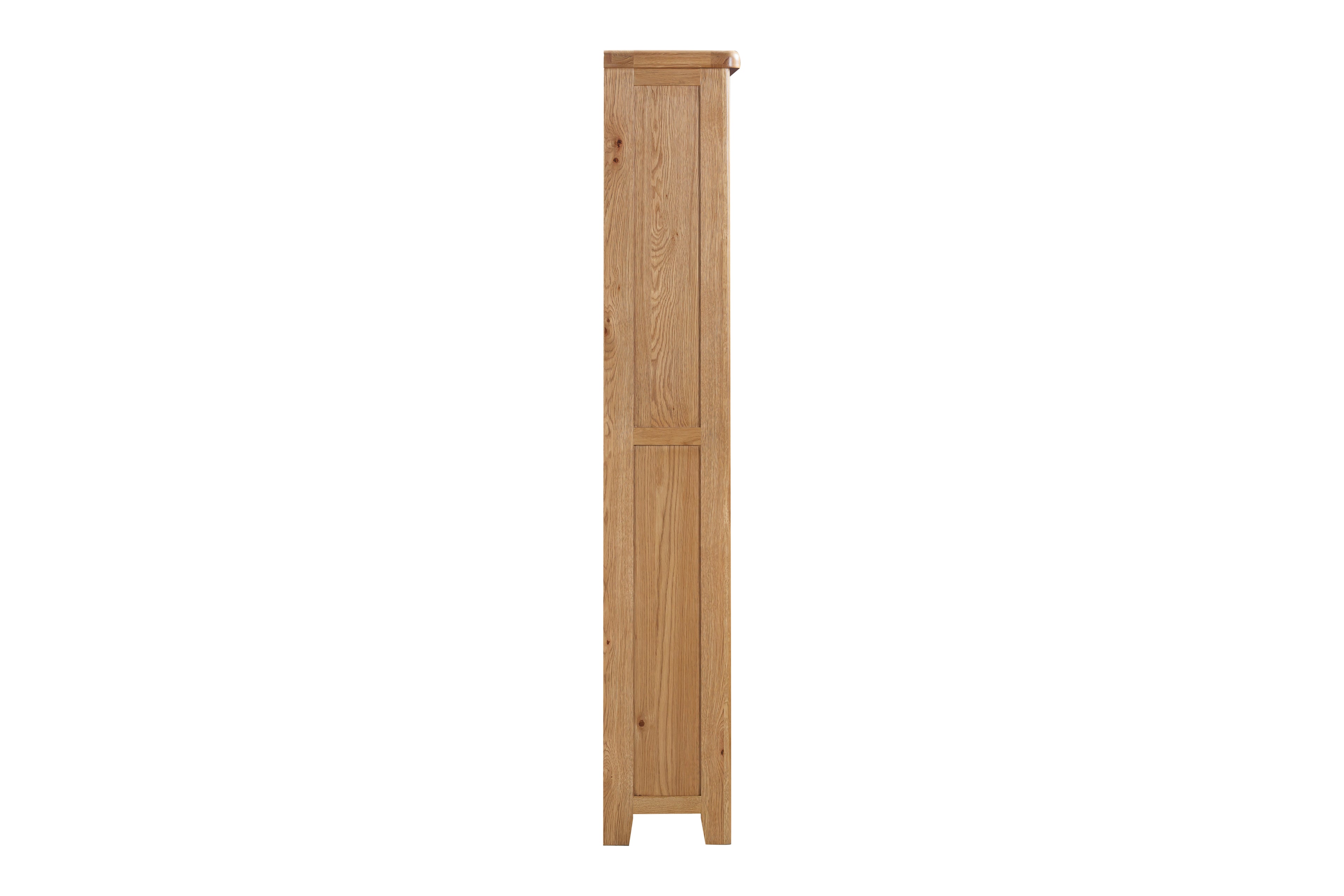 160-14 Kingsbury Oak Small Bookcase