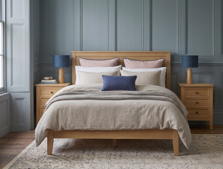 200-25C Malmo 150cm King Bed