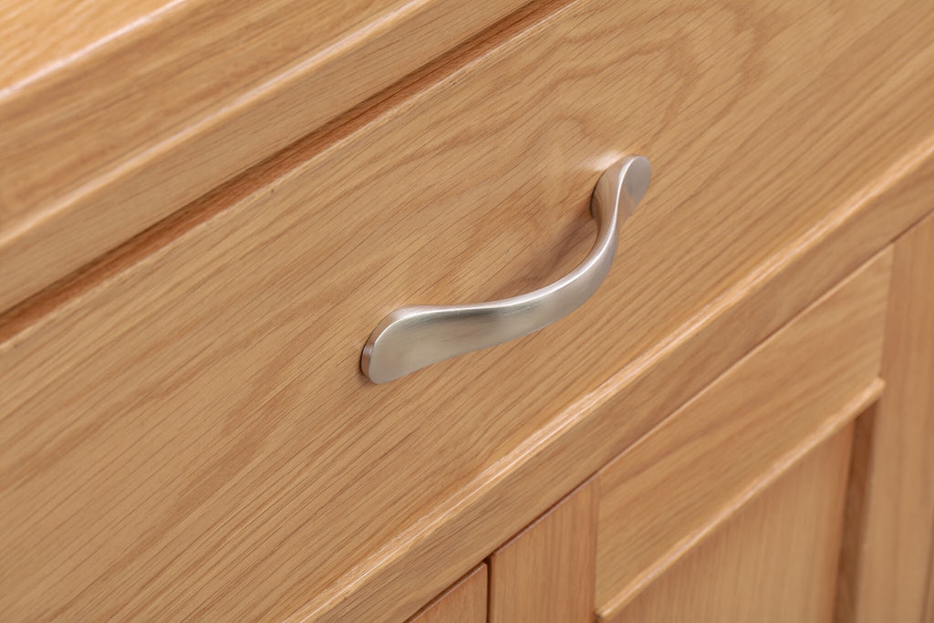 110-01 Chatsworth  Oak Compact Sideboard