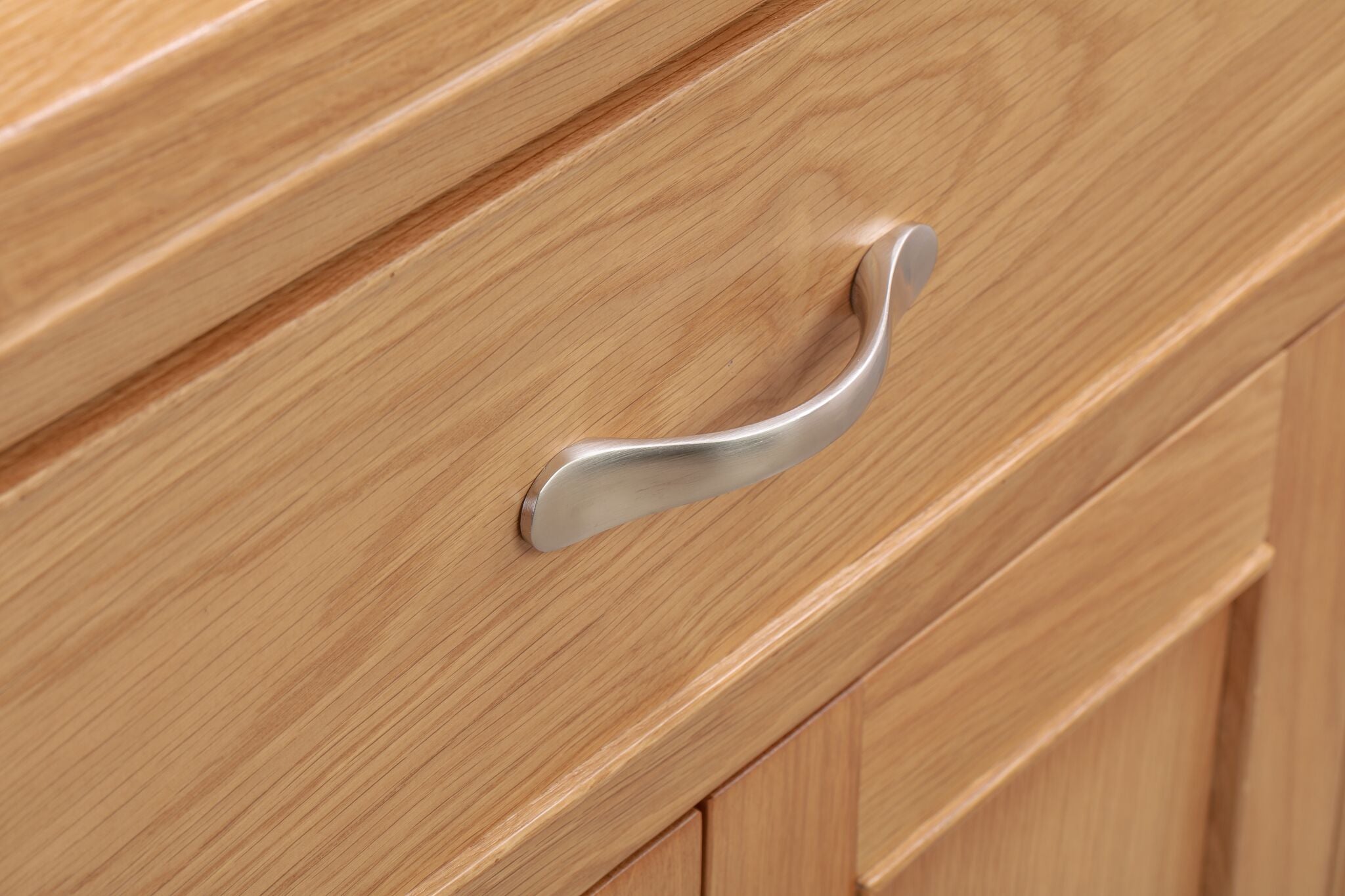110-01 Chatsworth  Oak Compact Sideboard