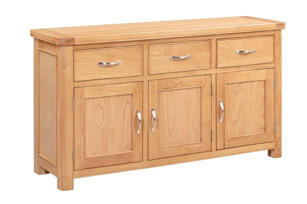 110-03 Chatsworth Oak 3 Door Sideboard