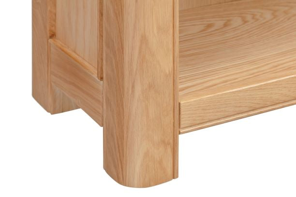 110-05 Chatsworth Oak 180cm Bookcase