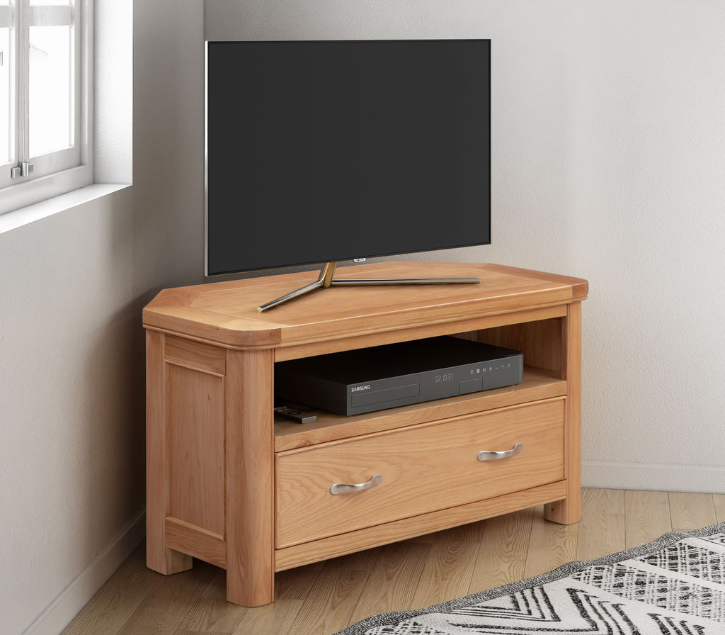 110-09 Chatsworth Oak Corner TV Unit