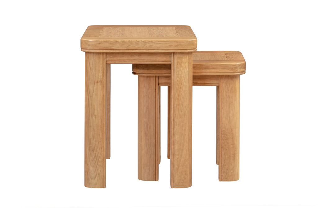 110-11 Chatsworth Oak Nest Of Tables