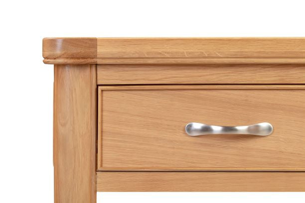 110-14 Chatsworth Oak Small Console Table