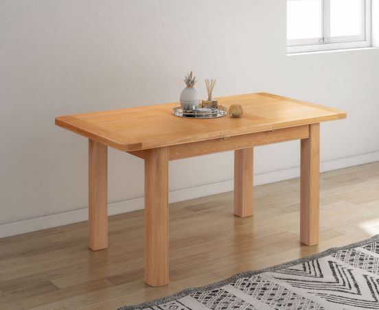 110-39 Chatsworth Oak 120/153cm Extending Dining Table