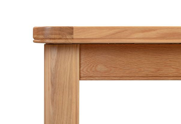 110-39 Chatsworth Oak 120/153cm Extending Dining Table