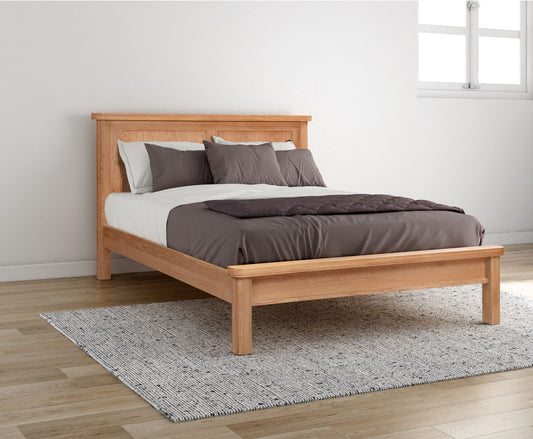 110-29b Chatsworth Oak 135cm Double Bed