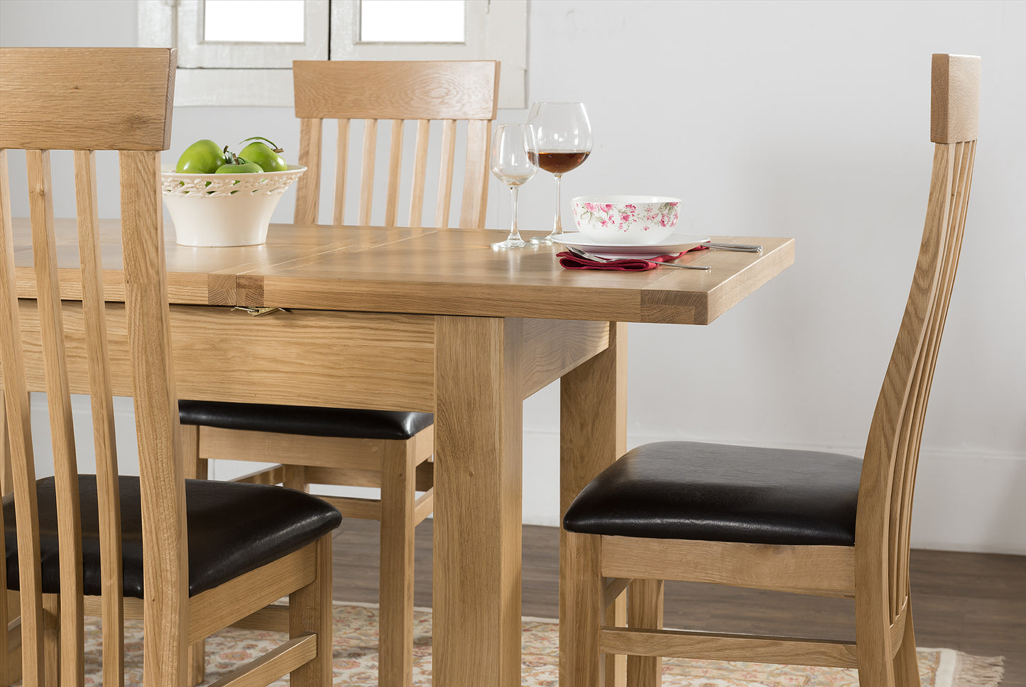 58-22 Valencia 120/166cm Butterfly Ext Dining Table