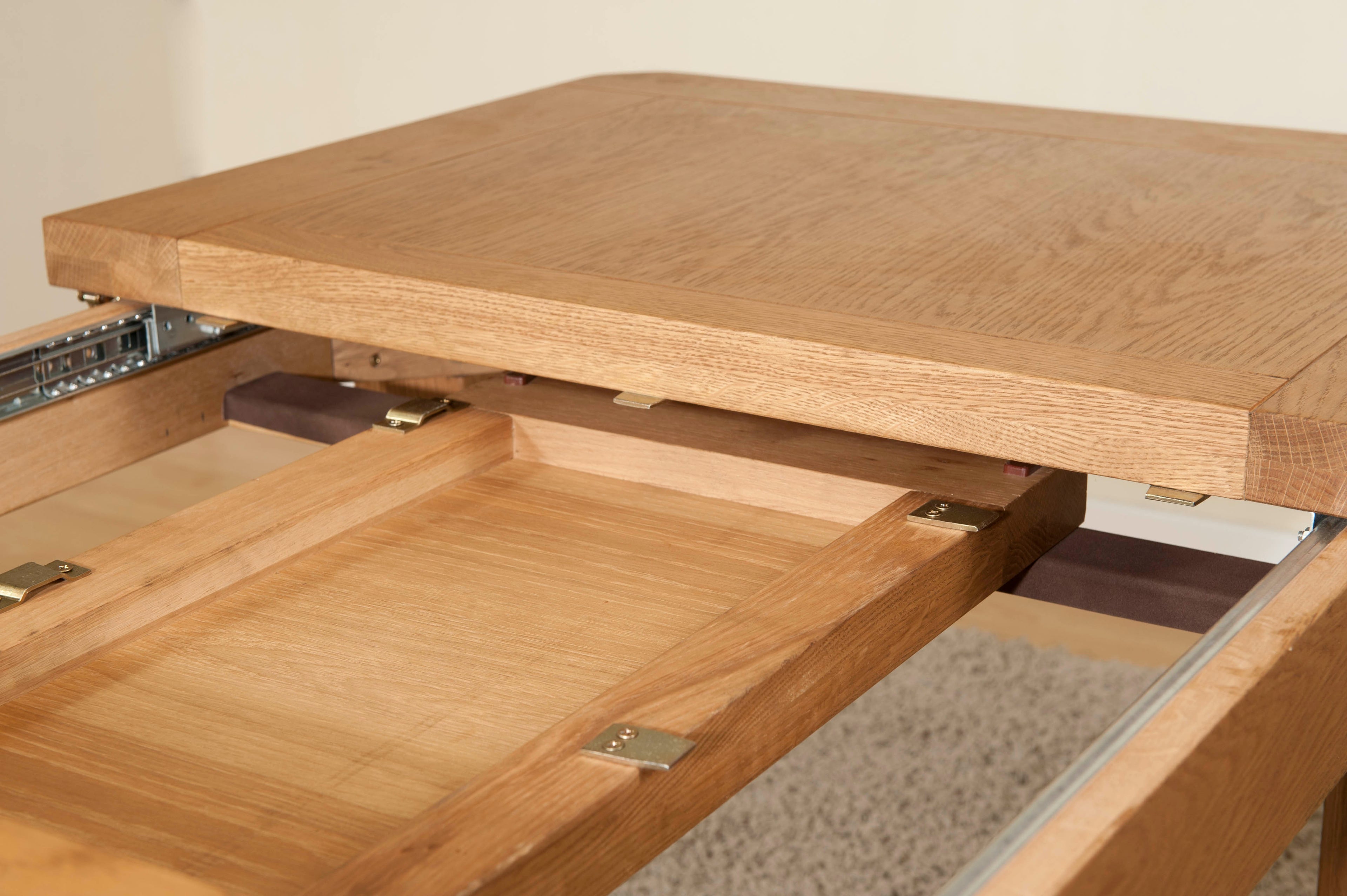 25-45 Shrewsbury 120/153cm Dining Table